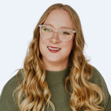 A professional headshot of Savanah Freitas, an Assistant Retail Manager at OakStar Bank's Joplin location.