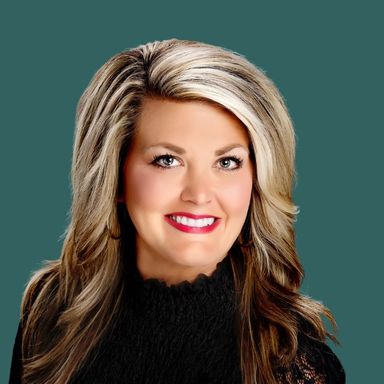 Professional photo of OakStar Bank Chief Human Resource Officer, Renne Samuels.
