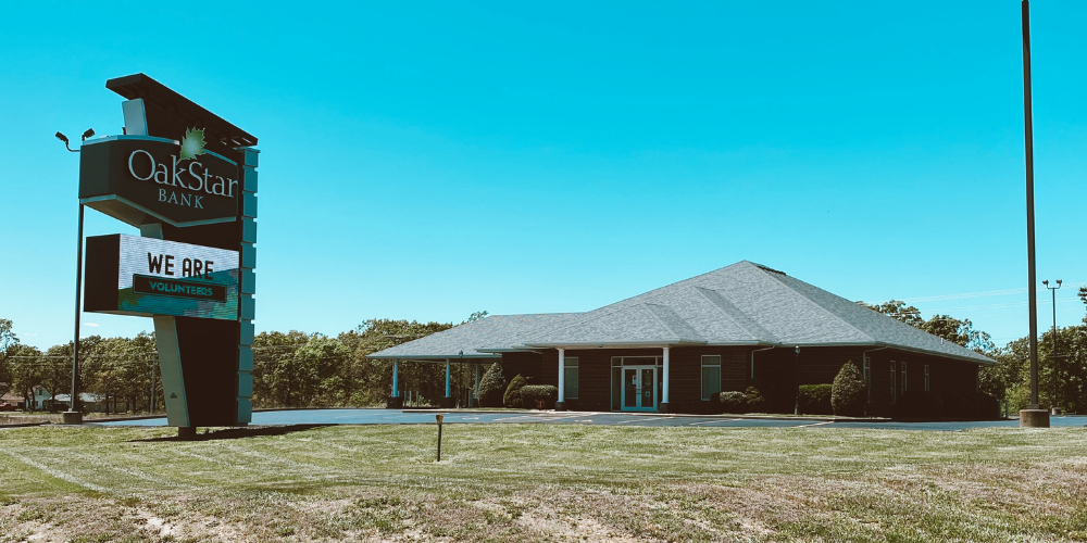 Image of an OakStar branch location in Macks Creek, MO.
