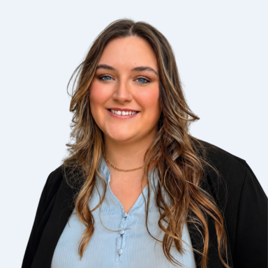 A professional headshot of Avery Howe, a Retail Manager at OakStar Banks Hermitage location.