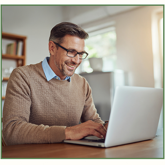 A customer monitoring credit and identity protection tools online.