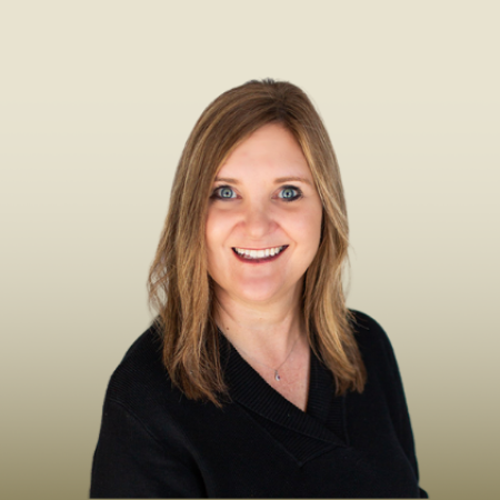 Brenda Yakle, VP, Regional Retail Manager for OakStar Bank in Camdenton, Missouri.