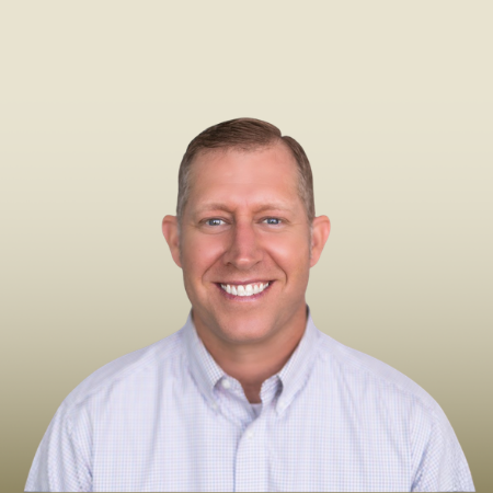 Kelly Parson, EVP Regional Bank President for OakStar Bank in Buffalo, Missouri.