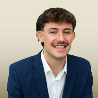 Evan Miller, Retail Manager for OakStar Bank in Lake Ozark, Missouri.