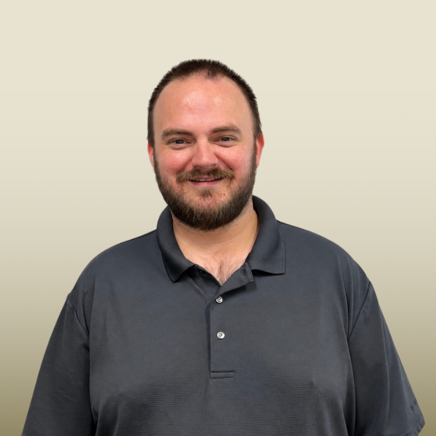 Daneil Thrasher, Float Assistant Retail Manager for OakStar Bank at the Battlefield and Sunshine branch in Springfield, Missouri.