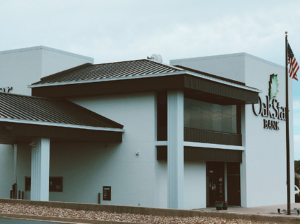 OakStar Bank's Lake Ozark branch at 2128 Bagnell Dam Boulevard, seen from the parking lot.