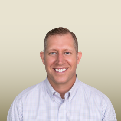 Kelly Parson, EVP, Regional Bank President for OakStar Bank in Hermitage, Missouri.