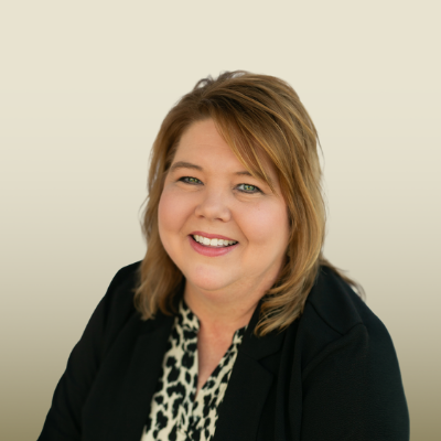 Kim Segui, VP, Regional Retail Manager for OakStar Bank in Macks Creek, Missouri.