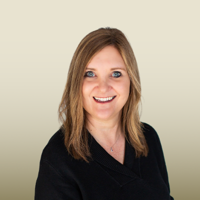 Brenda Yakle, VP, Regional Retail Manager for OakStar Bank in Lake Ozark, Missouri.