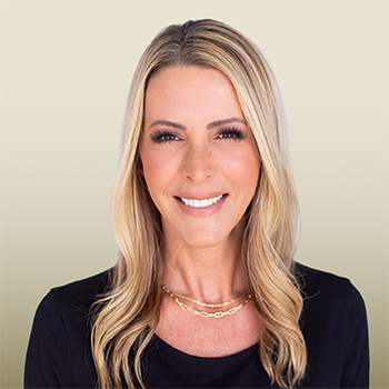 Liz Crutcher, VP, Mortgage Loan Originator for OakStar Bank in Missouri.